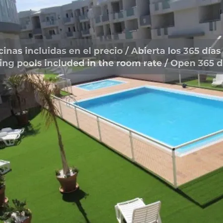Cosmopolitan Con Piscina, Doble Terraza, Y Wifi Apartment Corralejo